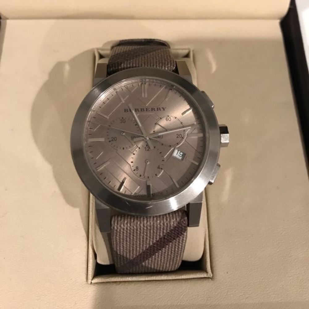 Burberry Watch - Picture 2 of 5